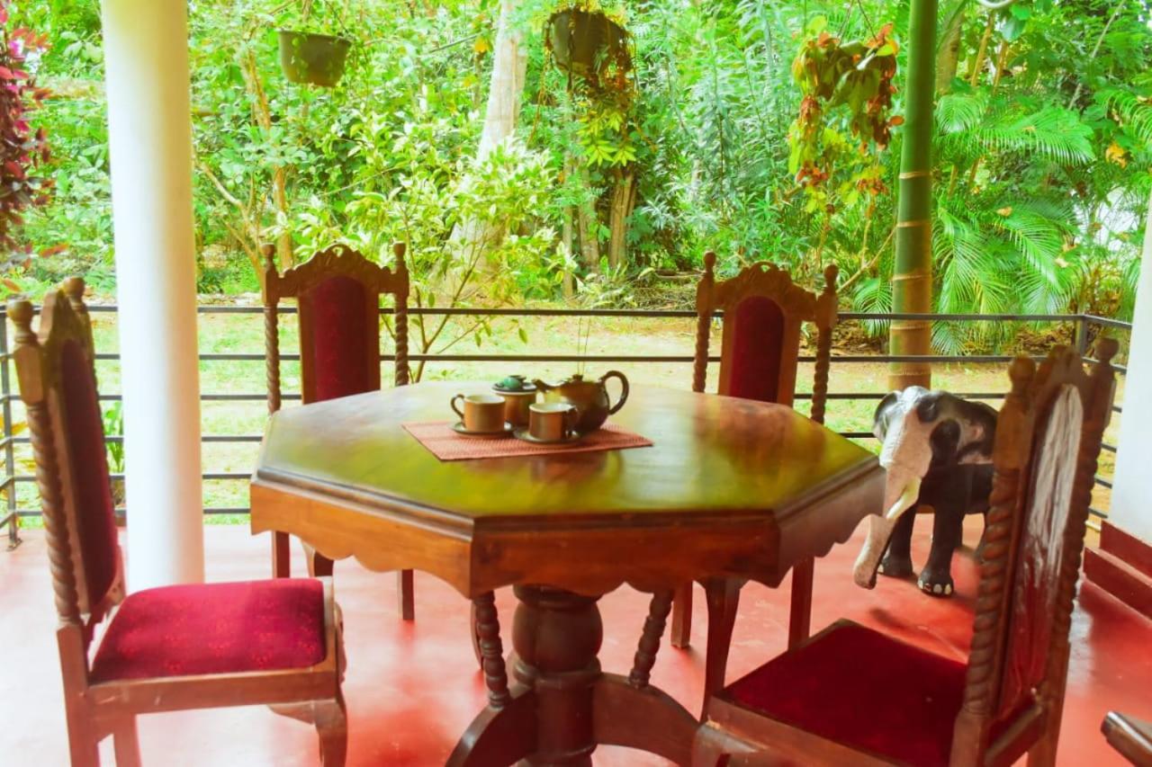 Canal Side Safari Resort Udawalawe Εξωτερικό φωτογραφία