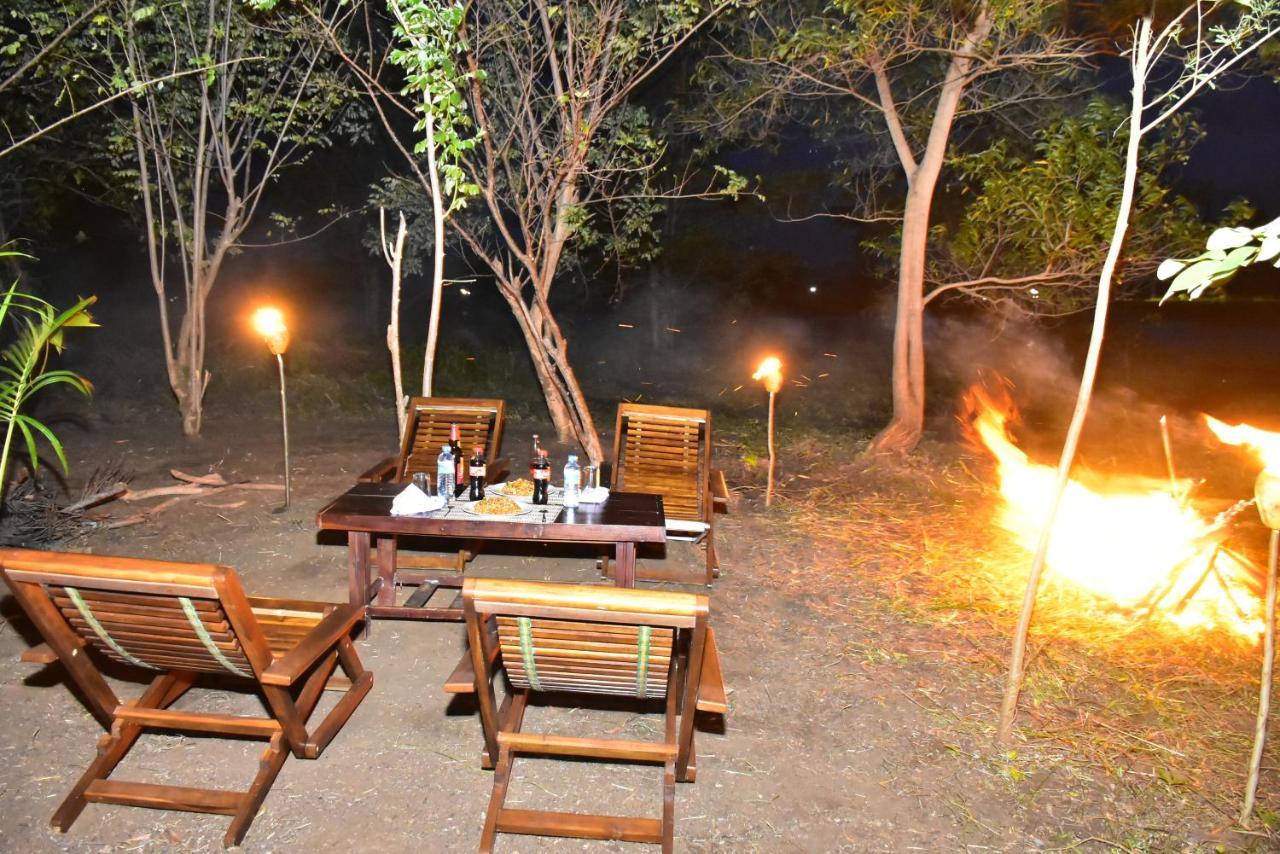 Canal Side Safari Resort Udawalawe Εξωτερικό φωτογραφία