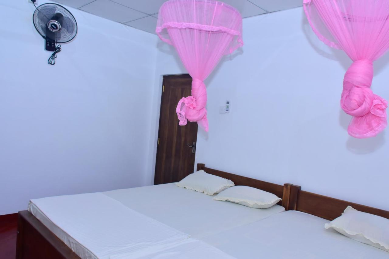 Canal Side Safari Resort Udawalawe Εξωτερικό φωτογραφία